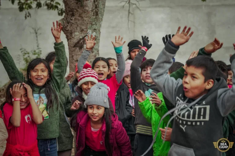 Niños de Fundación el Mensajero participaron de Campamento Infantil